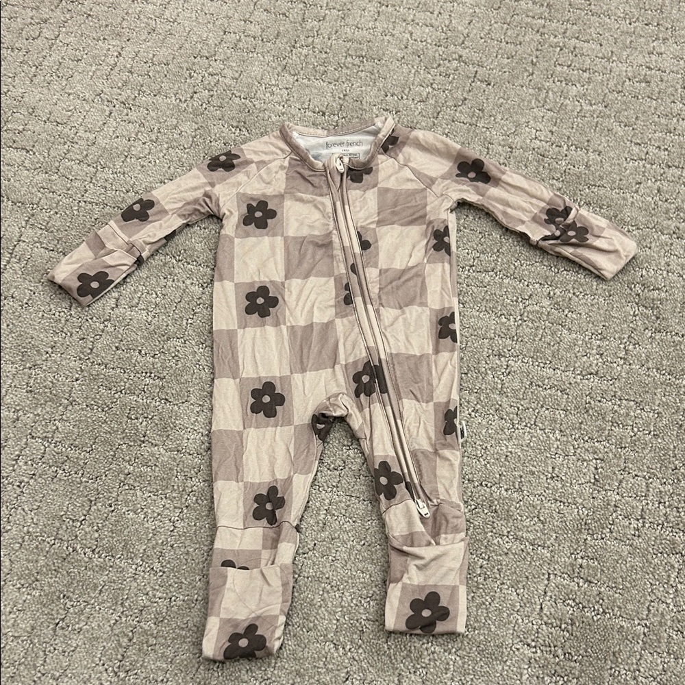 Baby Zip Romper One-Piece in Light Taupe Floral Check